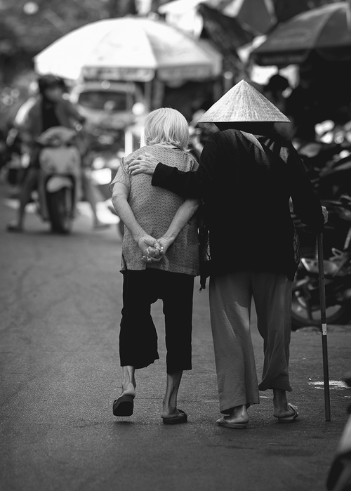 Nhiếp ảnh gia Nguyễn An Di - Street Life Old age couple